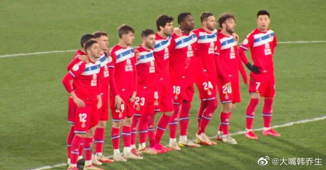 嗯啊楼道呻吟h野战轻点电影